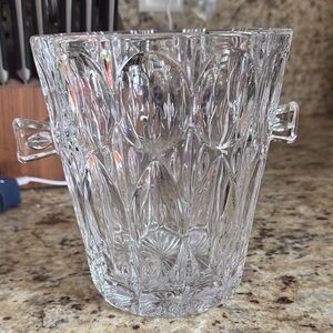 Elegant Clear Crystal Ice Bucket